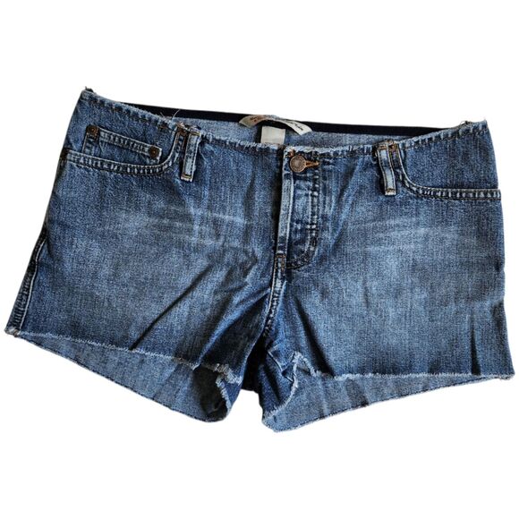 Abercrombie & Fitch Blue Denim Raw Hem Casual Button fly Jean Shorts Sz 4 - Picture 1 of 11
